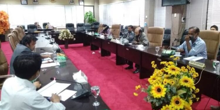 Meski Dinyatakan Menang, Pesangon Eks Karyawan Hotel Equator Masih Mengawang