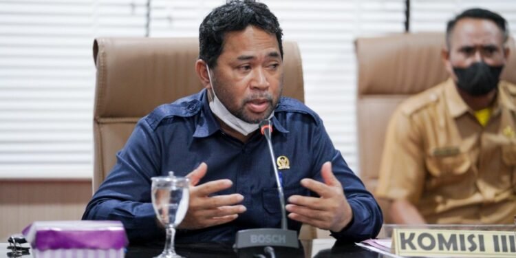 Tolak Penggunaan Kapal Swasta, Ini Alasan Amir Tosina