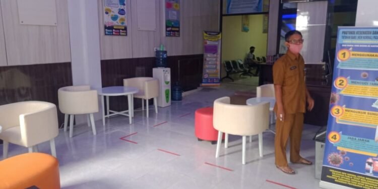Sulap Ruang Tunggu Bak Kafe, Disnaker Bontang Maksimalkan Layanan Publik
