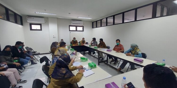 Gelar Rapat Bersama Pengrajin Tahu-Tempe , Diskop UKMP Beri Dua Catatan Penting
