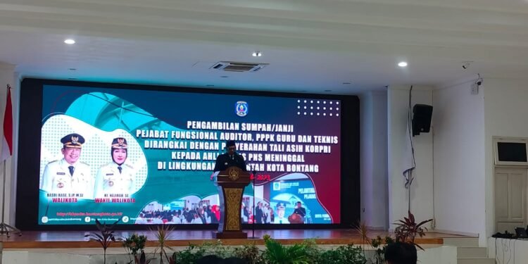 Pelantikan 188 PPPK dan Guru oleh Wali Kota Bontang