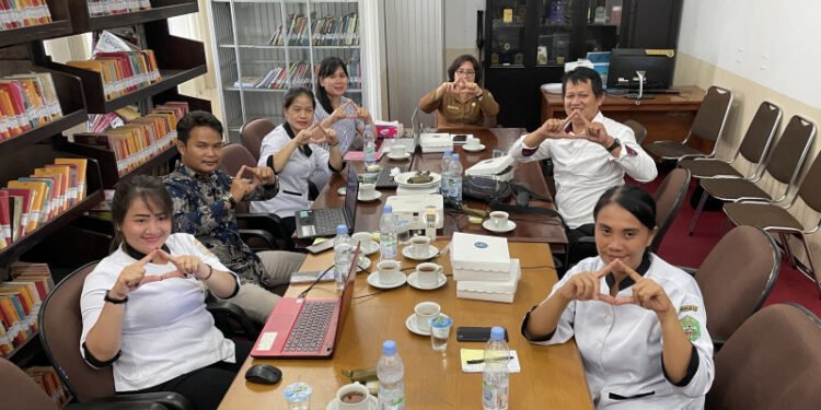 DPK Kalimantan Timur Dampingi DPMPTSP Kabupaten Mahulu Terapkan Aplikasi Srikandi