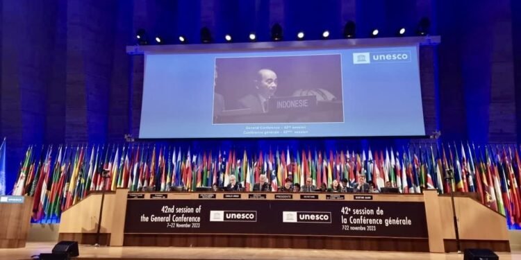 Bahasa Indonesia Ditetapkan sebagai Bahasa Resmi Konferensi Umum UNESCO