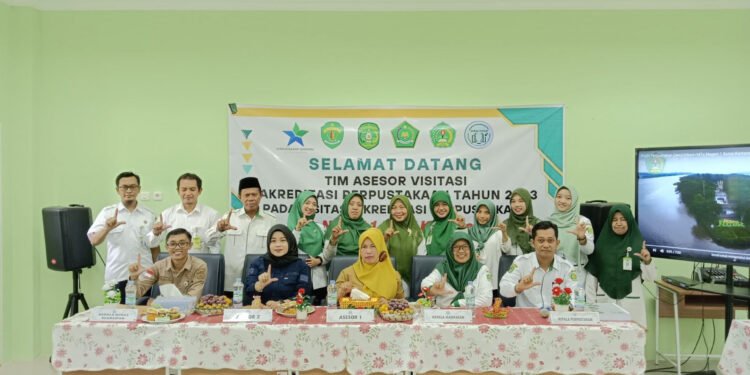 Tim Asesor DPK Kaltim Lakukan Penilaian Akreditasi Perpustakaan Pada 5 Sekolah di Kabupaten Kutai Kartanegara