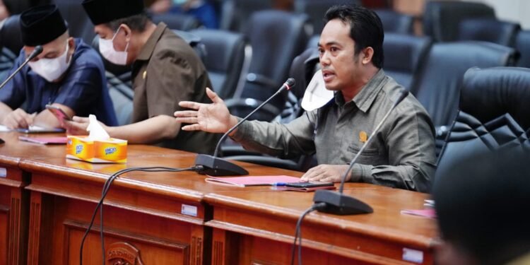 Interupsi, Faisal Sampaikan Beberapa Hal ke Walikota Bontang, Dari Kesejahteraan Pengawas Sekolah Hingga Percepatan Lelang
