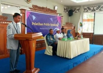 Mendorong Belajar Teknik Komunikasi yang Baik Sejak Bangku Sekolah