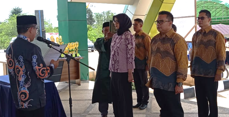 Bupati Kutim Ardiansyah Sulaiman Lantik Direktur dan Pejabat RSUD Muara Bengkal