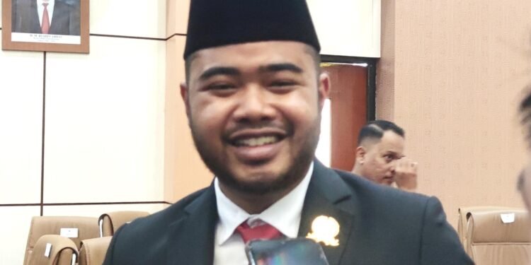 Warga Keluhkan Proyek Drainase di Jalan Suryanata, Alfin Desak Pemkot Evaluasi Kontraktor