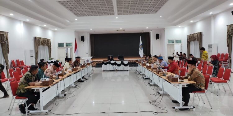 Andi Faizal Resmi Menjadi Pimpinan Definitif DPRD Bontang Periode 2024-2029