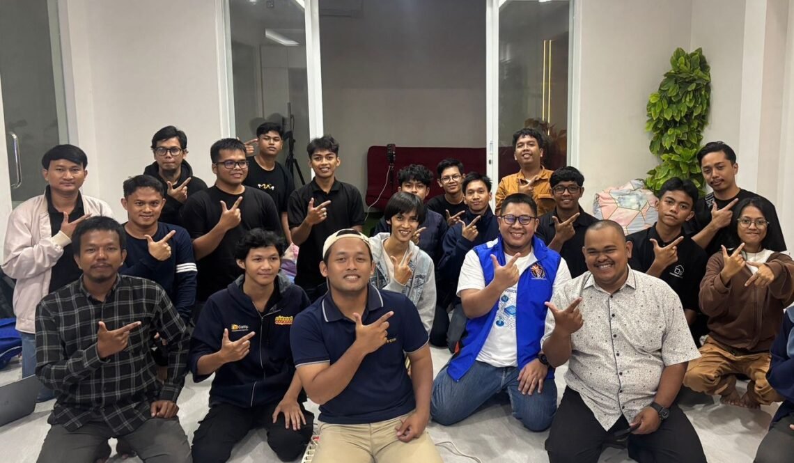 TechTalk #8 Bontang Bangkitkan Semangat Inovasi Digital Anak Muda Lewat IoT dan AI