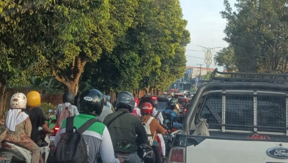 Galian Pipa PDAM Picu Kemacetan di Sejumlah Jalan Protokol Bontang