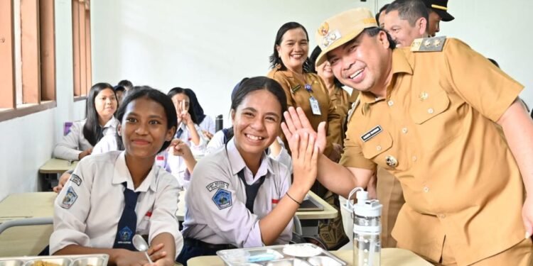 Penyaluran Perdana Makan Bergizi Gratis di Kota Bontang