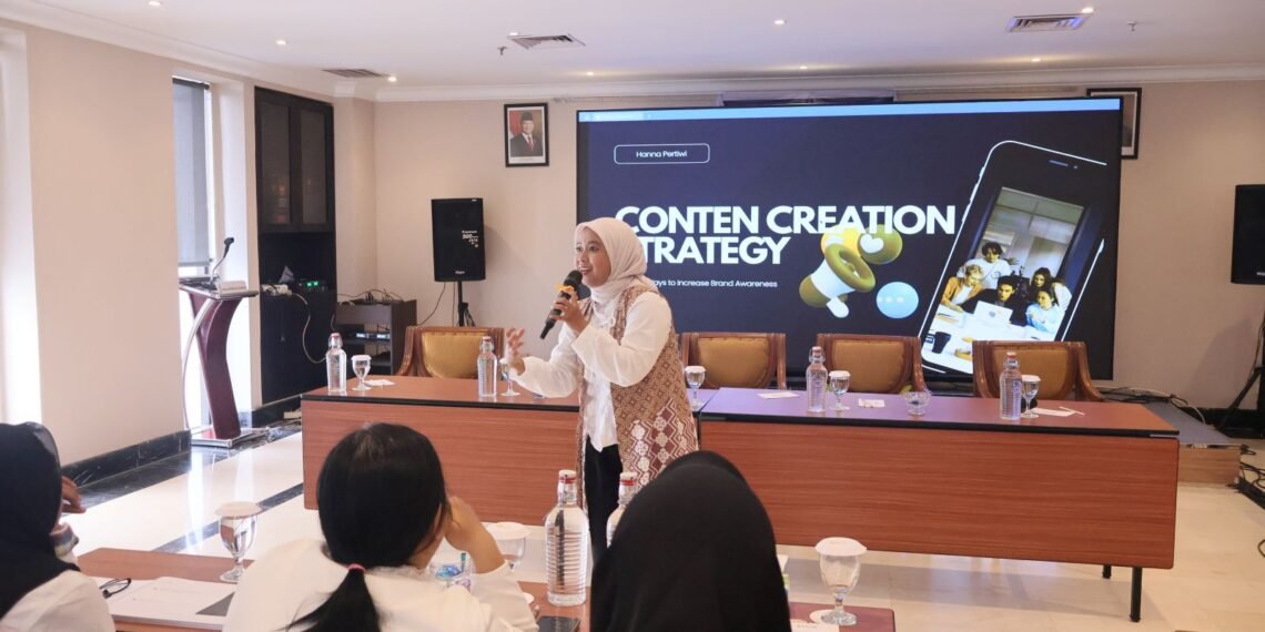 Pupuk Kaltim Bekali 30 UMKM Binaan di Samarinda Keterampilan Multimedia dan Public Speaking