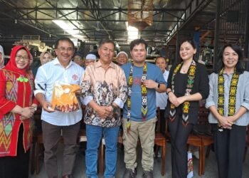 H Redy Borong Seribu Tiket Kuyank