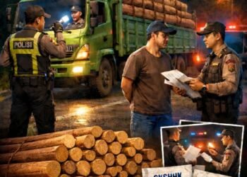 Truk Angkut 401 Batang Bengkirai Disetop Polisi di Marangkayu, Sopir Diamankan