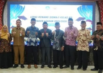 Hadiri Pelepasan Siswa SMA Bahrul Ulum, Wawali Agus Haris Dorong Generasi Muda Raih Masa Depan Gemilang