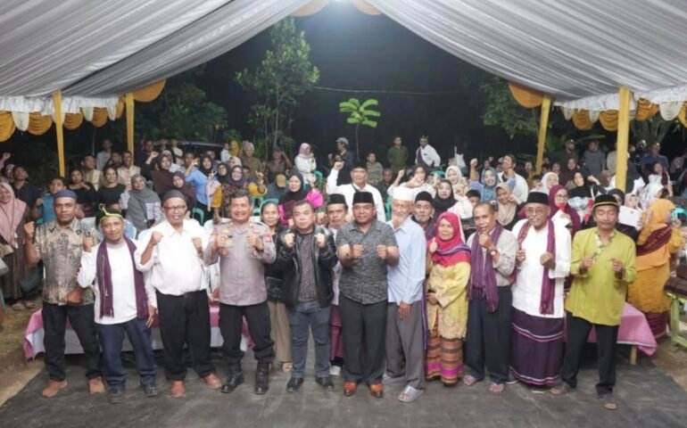 Wakil Wali Kota Hadiri Halal Bihalal dan Pelantikan Kerukunan Adonara, Tekankan Persatuan dan Sinergi