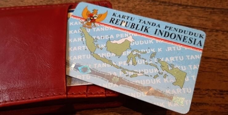 Warga Seharusnya Tak Perlu Lagi Bawa KTP Fisik