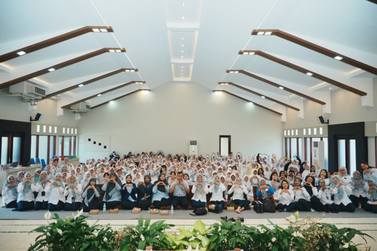 Teladani Kartini, Srikandi Pupuk Kaltim Dorong Perempuan Berdaya Menuju Indonesia Emas 2045